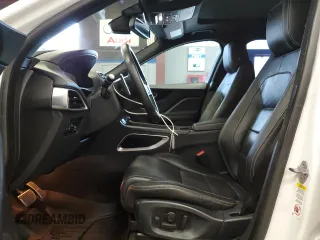 2017 Jaguar F-Pace S с VIN SADCM2BV3HA070656, выставлен на аукционе Copart как лот 65745905 с пробегом 202 532 миль миль и Чистый • Clean title. История ставок и продаж доступна на DreamBid. Изображение 7.