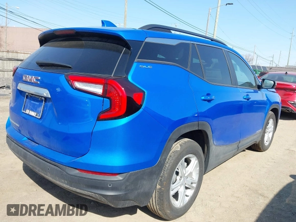 2024 GMC Terrain SLE z VIN 3GKALMEG7RL182227, wystawiony jako IAAI lot #41833262 z przebiegiem 13 275 mil mil oraz . Historia ofert i sprzedaży dostępna na DreamBid. Obrazek 4.