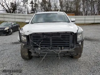 2018 GMC Yukon XL SLT with VIN 1GKS2GKC7JR272274, listed as a Copart auction lot 48049525 with 152,759 mi miles and Salvage Title. Bid and sale history available at carsss.com. Image 5.