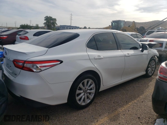 2018 Toyota Camry LE with VIN JTNB11HK0J3032024, listed as a Copart auction lot 41368875 with 69,979 mi miles and Salvage title. Bid and sale history available at DreamBid. Image 3.