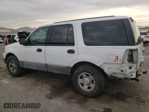 2004 Ford Expedition XLS with VIN 1FMRU13W74LB40774, listed as a Copart auction lot 84467024 with 217,945 mi miles and Salvage Title. Bid and sale history available at carsss.com. Image 2.