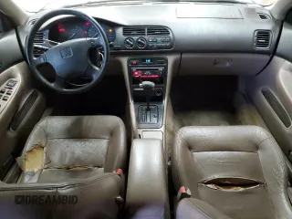 1996 Honda Accord EX w/Leather with VIN 1HGCD5666TA172592, listed as a Copart auction lot 44867285 with 338,688 mi miles and Clean Title. Bid and sale history available at carsss.com. Image 8.
