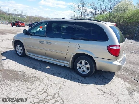 2006 Dodge Grand Caravan SXT with VIN 2D4GP44L46R886234, listed as a IAAI auction lot 41986745 with 1 mi miles. Bid and sale history available at carsss.com. Image 3.