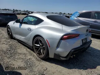 2021 Toyota GR Supra 3.0 with VIN WZ1DB0C00MW042261, listed as a Copart auction lot 69486714 with 18,862 mi miles and Salvage Title. Bid and sale history available at carsss.com. Image 2.