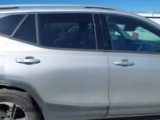 2019 GMC Terrain SLT with VIN 3GKALVEV2KL190083, listed as a IAAI auction lot 41722437 with 148,898 mi miles. Bid and sale history available at carsss.com. Image 13.