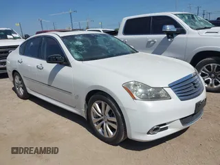 2010 Infiniti M with VIN JN1CY0AP7AM910033, listed as a IAAI auction lot 42012298 with 189,588 mi miles. Bid and sale history available at carsss.com. Image 1.