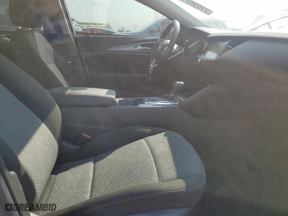 2018 Buick Regal Sportback Preferred with VIN W04GL6SX9J1048783, listed as a Copart auction lot 71036274 with 72,060 mi miles and Salvage Title. Bid and sale history available at carsss.com. Image 7.