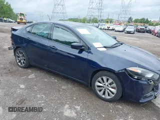 2014 Dodge Dart SXT z VIN 1C3CDFBB7ED725358, wystawiony jako IAAI lot #42241300 z przebiegiem 106 555 mil mil oraz . Historia ofert i sprzedaży dostępna na DreamBid. Obrazek 1.