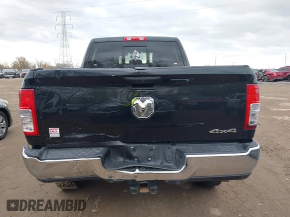 2020 Ram 2500 Tradesman with VIN 3C6UR5CL5LG185891, listed as a IAAI auction lot 40776376 with 181,139 mi miles and . Bid and sale history available at DreamBid. Image 16.