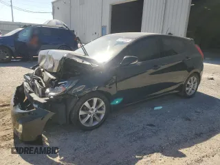 2013 Hyundai Accent SE z VIN KMHCU5AE1DU073980, wystawiony jako Copart lot #57898565 z przebiegiem 149 151 mil mil oraz Szkoda całkowita • Salvage title. Historia ofert i sprzedaży dostępna na DreamBid. Obrazek 1.