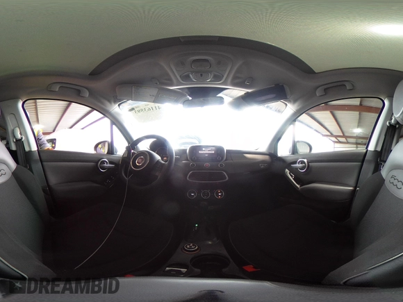 2016 FIAT 500X Easy z VIN ZFBCFXBTXGP349005, wystawiony jako IAAI lot #41163593 z przebiegiem 69 012 mil mil oraz . Historia ofert i sprzedaży dostępna na DreamBid. Obrazek 18.