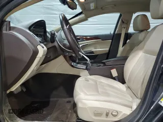 2015 Buick Regal with VIN 2G4GL5EX5F9199405, listed as a Copart auction lot 49410625 with 35,680 mi miles and Salvage title. Bid and sale history available at DreamBid. Image 7.