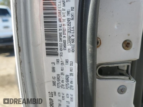 2014 Ram 1500 Express z VIN 1C6RR6FT3ES135249, wystawiony jako Copart lot #49354715 z przebiegiem Nie podano mil oraz Szkoda całkowita • Salvage title. Historia ofert i sprzedaży dostępna na DreamBid. Obrazek 13.