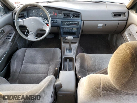 1990 Nissan Stanza GXE z VIN JN1FU21P9LX822087, wystawiony jako Copart lot #82967984 z przebiegiem 109 985 mil mil oraz Czysty tytuł • Clean title. Historia ofert i sprzedaży dostępna na DreamBid. Obrazek 8.