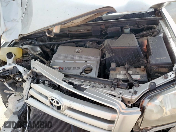 2007 Toyota Highlander w/3rd Row with VIN JTEDP21A270131839, listed as a Copart auction lot 56636495 with 205,488 mi miles and Salvage title. Bid and sale history available at DreamBid. Image 11.