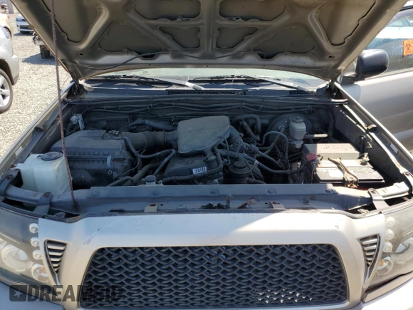2006 Toyota Tacoma PreRunner z VIN 5TETX62N76Z316539, wystawiony jako Copart lot #59506935 z przebiegiem 147 552 mil mil oraz Czysty tytuł • Clean title. Historia ofert i sprzedaży dostępna na DreamBid. Obrazek 11.