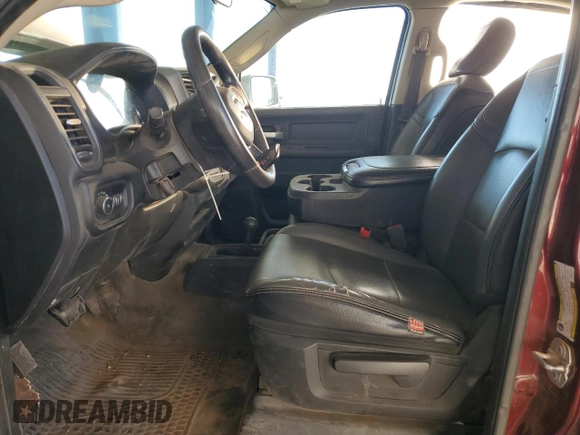 2019 Ram 2500 Tradesman z VIN 3C6UR5CL2KG614175, wystawiony jako Copart lot #85055404 z przebiegiem 106 566 mil mil oraz Szkoda całkowita • Salvage title. Historia ofert i sprzedaży dostępna na DreamBid. Obrazek 7.