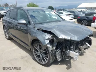 2019 Audi Q7 Prestige with VIN WA1VAAF73KD015837, listed as a IAAI auction lot 41960266 with 31,466 mi miles. Bid and sale history available at carsss.com. Image 1.