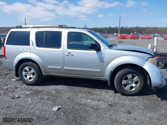 2006 Nissan Pathfinder SE with VIN 5N1AR18W96C652790, listed as a IAAI auction lot 41934579 with 148,099 mi miles. Bid and sale history available at carsss.com. Image 13.