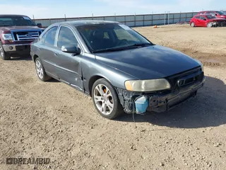 2009 Volvo S60 2.5T with VIN YV1RS592192737707, listed as a IAAI auction lot 41762862 with 194,969 mi miles. Bid and sale history available at carsss.com. Image 1.