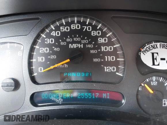 2004 Chevrolet Tahoe LS z VIN 1GNEC13T34R293457, wystawiony jako IAAI lot #42058799 z przebiegiem 255 517 mil mil oraz . Historia ofert i sprzedaży dostępna na DreamBid. Obrazek 7.