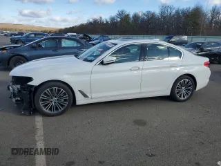 2020 BMW 5 Series 530i xDrive с VIN WBAJR7C09LCE07428, выставлен на аукционе Copart как лот 44449835 с пробегом 57 440 миль миль и Списание • Salvage title. История ставок и продаж доступна на DreamBid. Изображение 1.