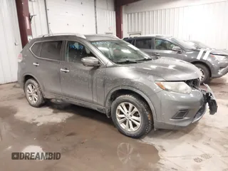 2014 Nissan Rogue S z VIN 5N1AT2MV4EC771768, wystawiony jako IAAI lot #41632470 z przebiegiem 131 564 mil mil oraz . Historia ofert i sprzedaży dostępna na DreamBid. Obrazek 1.
