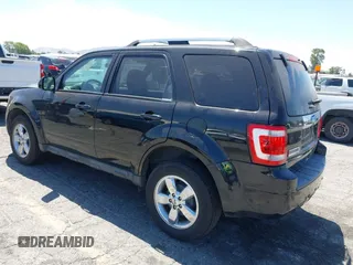 2012 Ford Escape Limited z VIN 1FMCU0EG0CKC18936, wystawiony jako IAAI lot #42303201 z przebiegiem 132 416 mil mil oraz . Historia ofert i sprzedaży dostępna na DreamBid. Obrazek 3.