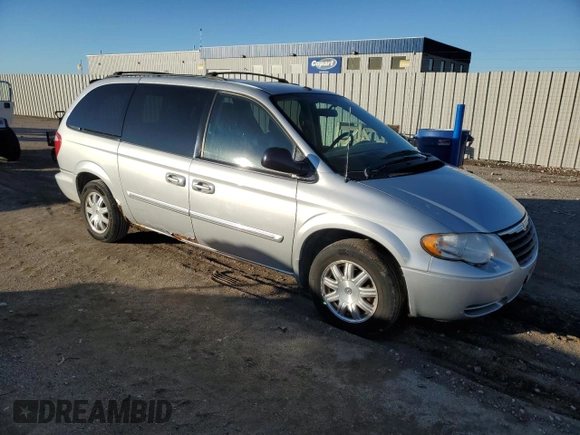 2006 Chrysler Town & Country LWB Touring with VIN 2A4GP54L46R897957, listed as a Copart auction lot 81334874 with 109,650 mi miles and Salvage Title. Bid and sale history available at carsss.com. Image 4.