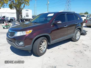 2011 Kia Sorento EX with VIN 5XYKU4A22BG136129, listed as a IAAI auction lot 41739443 with 190,405 mi miles. Bid and sale history available at carsss.com. Image 2.