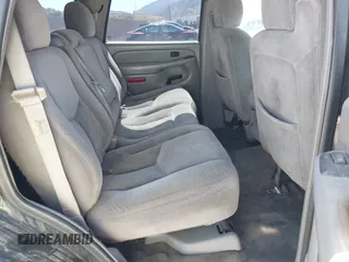 2006 Chevrolet Tahoe LS with VIN 1GNEC13V06R122296, listed as a IAAI auction lot 42712974 with 208,701 mi miles and . Bid and sale history available at DreamBid. Image 8.