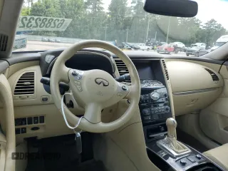 2017 Infiniti QX70 с VIN JN8CS1MW9HM413278, выставлен на аукционе Copart как лот 62882325 с пробегом 89 225 миль миль и Списание • Salvage title. История ставок и продаж доступна на DreamBid. Изображение 8.