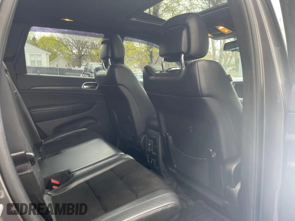 2015 Jeep Grand Cherokee Laredo with VIN 1C4RJFAGXFC233877, listed as a Copart auction lot 54858775 with 231,505 mi miles and Clean Title. Bid and sale history available at carsss.com. Image 6.