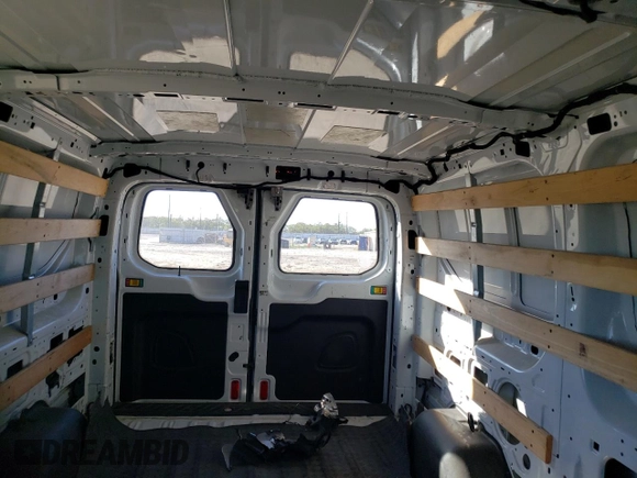 2020 Ford Transit Cargo z VIN 1FTBR1Y84LKB13862, wystawiony jako Copart lot #76937393 z przebiegiem 95 412 mil mil oraz Czysty tytuł • Clean title. Historia ofert i sprzedaży dostępna na DreamBid. Obrazek 10.