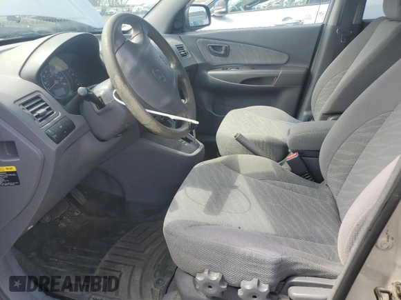 2005 Hyundai Tucson GL with VIN KM8JM12B85U103191, listed as a Copart auction lot 53953165 with 147,717 mi miles and Clean Title. Bid and sale history available at carsss.com. Image 7.
