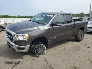 2021 Ram 1500 Big Horn z VIN 1C6SRFBT2MN732087, wystawiony jako Copart lot #57467375 z przebiegiem 64 909 mil mil oraz Szkoda całkowita • Salvage title. Historia ofert i sprzedaży dostępna na DreamBid. Obrazek 1.