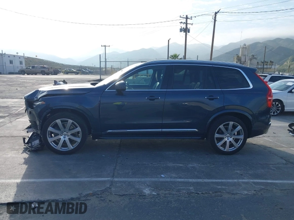 2019 Volvo XC90 Inscription with VIN YV4A22PL8K1425924, listed as a IAAI auction lot 42162668 with 159,305 mi miles. Bid and sale history available at carsss.com. Image 14.