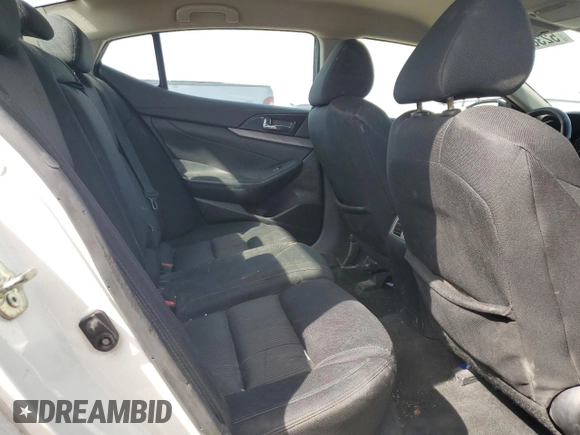 2017 Nissan Maxima SL с VIN 1N4AA6APXHC409977, выставлен на аукционе Copart как лот 52386415 с пробегом 183 542 миль миль и Списание • Salvage title. История ставок и продаж доступна на DreamBid. Изображение 10.
