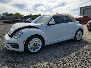 2019 Volkswagen Beetle S с VIN 3VW5DAAT6KM501562, выставлен на аукционе Copart как лот 57631785 с пробегом Не указан миль и Списание • Salvage title. История ставок и продаж доступна на DreamBid. Изображение 1.