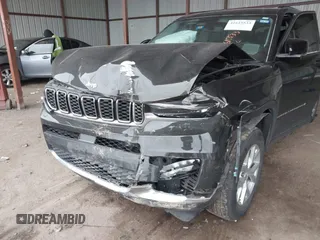 2023 Jeep Grand Cherokee Limited with VIN 1C4RJKBG0P8810475, listed as a IAAI auction lot 41615533 with 28,671 mi miles and . Bid and sale history available at DreamBid. Image 6.