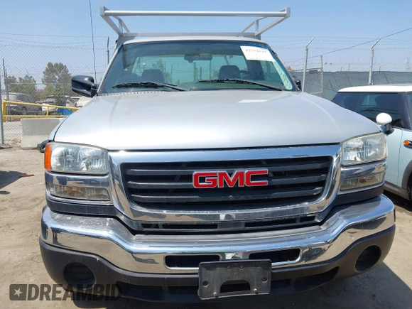 2004 GMC Sierra 1500 with VIN 1GDHC24U94E363663, listed as a IAAI auction lot 42554125 with 86,559 mi miles and . Bid and sale history available at DreamBid. Image 6.