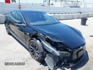 2019 Tesla Model S 75D с VIN 5YJSA1E22KF304098, выставлен на аукционе IAAI как лот 42293794 с пробегом 49 545 миль миль и . История ставок и продаж доступна на DreamBid. Изображение 6.
