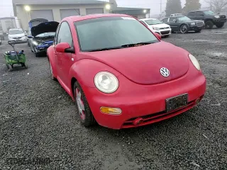 2001 Volkswagen New Beetle Sport with VIN 3VWED21C51M474116, listed as a Copart auction lot 84211624 with 94,183 mi miles and Salvage Title. Bid and sale history available at carsss.com. Image 11.