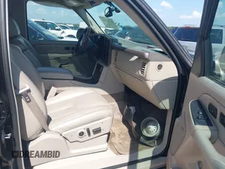 2005 Cadillac Escalade with VIN 1GYEK63N25R248709, listed as a IAAI auction lot 42716039 with 232,349 mi miles and . Bid and sale history available at DreamBid. Image 5.