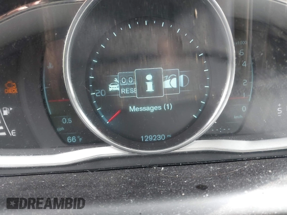 2014 Volvo XC60 R-Design Premier Plus z VIN YV4902DZ5E2554526, wystawiony jako IAAI lot #41764512 z przebiegiem 129 230 mil mil oraz . Historia ofert i sprzedaży dostępna na DreamBid. Obrazek 15.