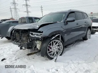 2018 Volkswagen Atlas SE z VIN 1V2LR2CA0JC518448, wystawiony jako Copart lot #45218975 z przebiegiem 109 818 mil mil oraz Szkody całkowita. Historia ofert i sprzedaży dostępna na DreamBid. Obrazek 1.