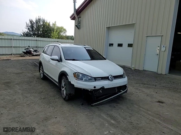 2017 Volkswagen Golf Alltrack S with VIN 3VWH17AUXHM544828, listed as a Copart auction lot 69808904 with 58,278 mi miles and Salvage Title. Bid and sale history available at carsss.com. Image 12.