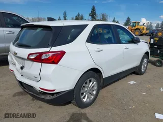2020 Chevrolet Equinox LS with VIN 2GNAXSEV3L6222003, listed as a IAAI auction lot 41896796 with 50,882 mi miles. Bid and sale history available at carsss.com. Image 4.