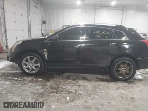 2011 Cadillac SRX Performance Collection with VIN 3GYFNEEY0BS663386, listed as a IAAI auction lot 41522589 with 178,813 mi miles. Bid and sale history available at carsss.com. Image 15.