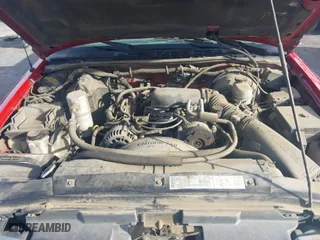 2001 Chevrolet S-10 LS with VIN 1GCCS19W018137236, listed as a IAAI auction lot 41665664 with 151,117 mi miles. Bid and sale history available at carsss.com. Image 10.
